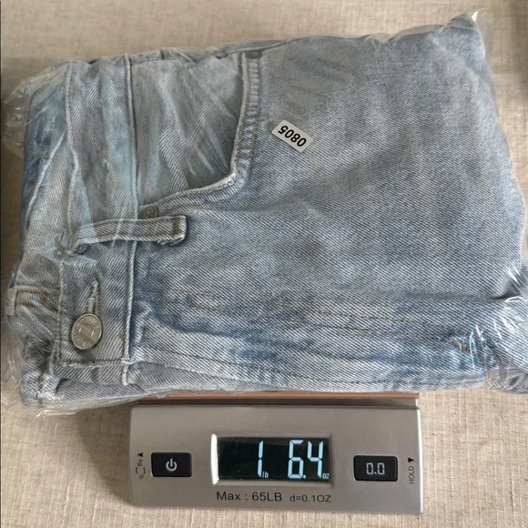 Agolde Light Blue Straight Leg Jeans - Picture 11 of 12